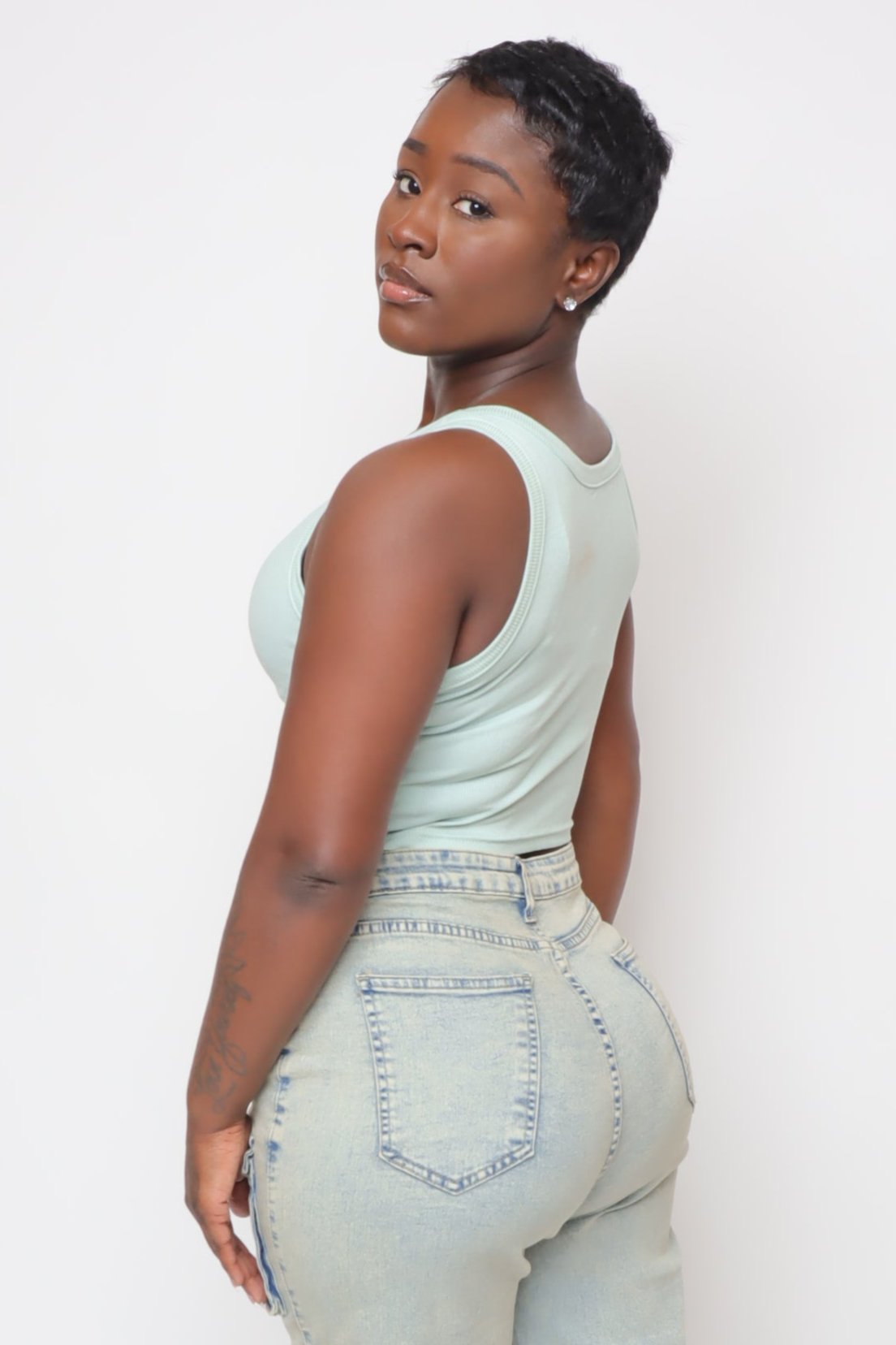 Soft Teal Shoulder Moment