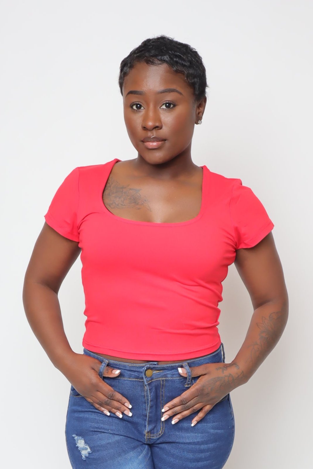 U-Neck Crop Tee-Red